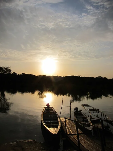 投稿：アマゾン川の朝焼け