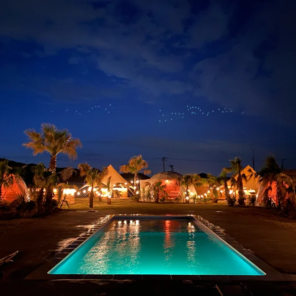 投稿：ここまで豪華なキャンプに驚愕する