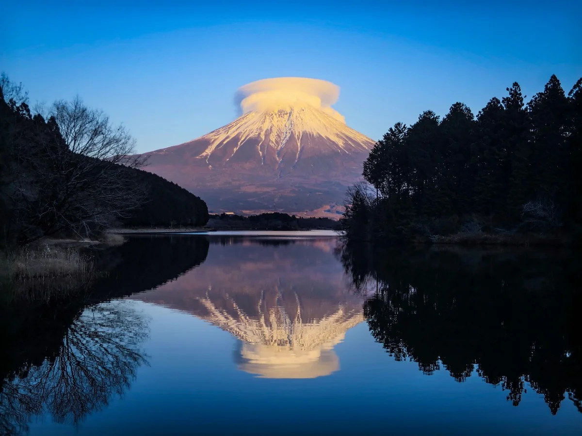 投稿写真：笠雲富士のリフレクション