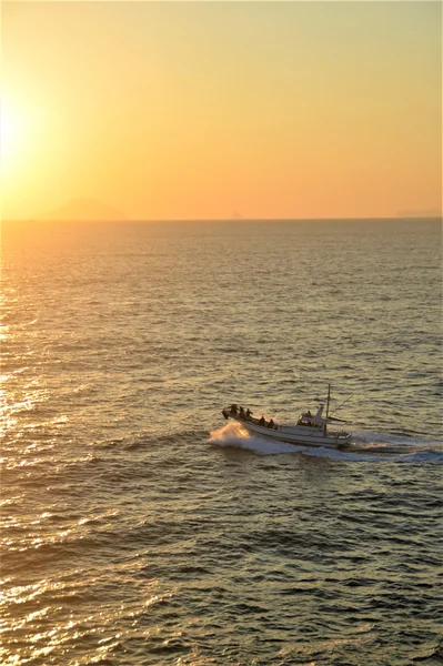 投稿：釣り人を乗せて、いざ出陣！