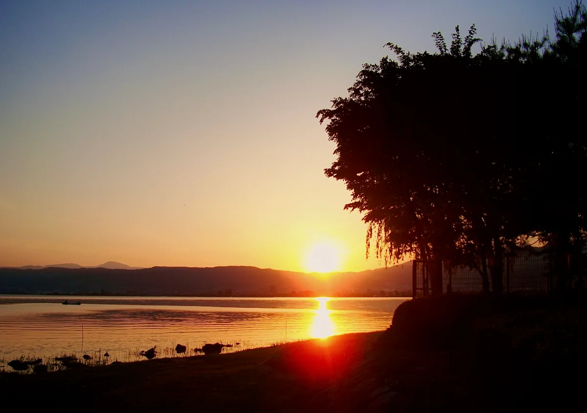 投稿写真：諏訪湖と夕陽
