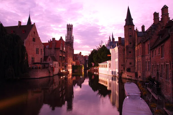 投稿：夕暮れのブルージュ