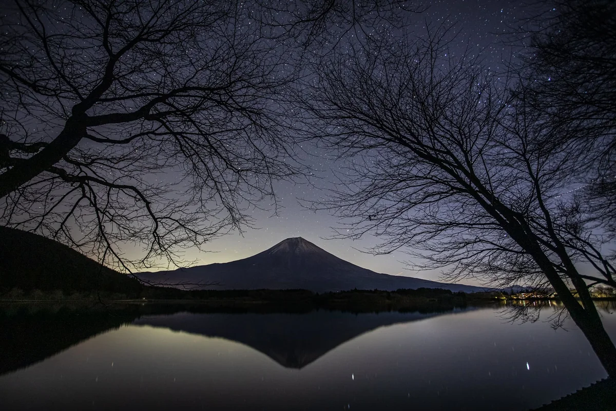 投稿写真：星降る湖面