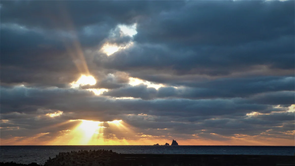 投稿写真：エンジェルラダーと三本岳