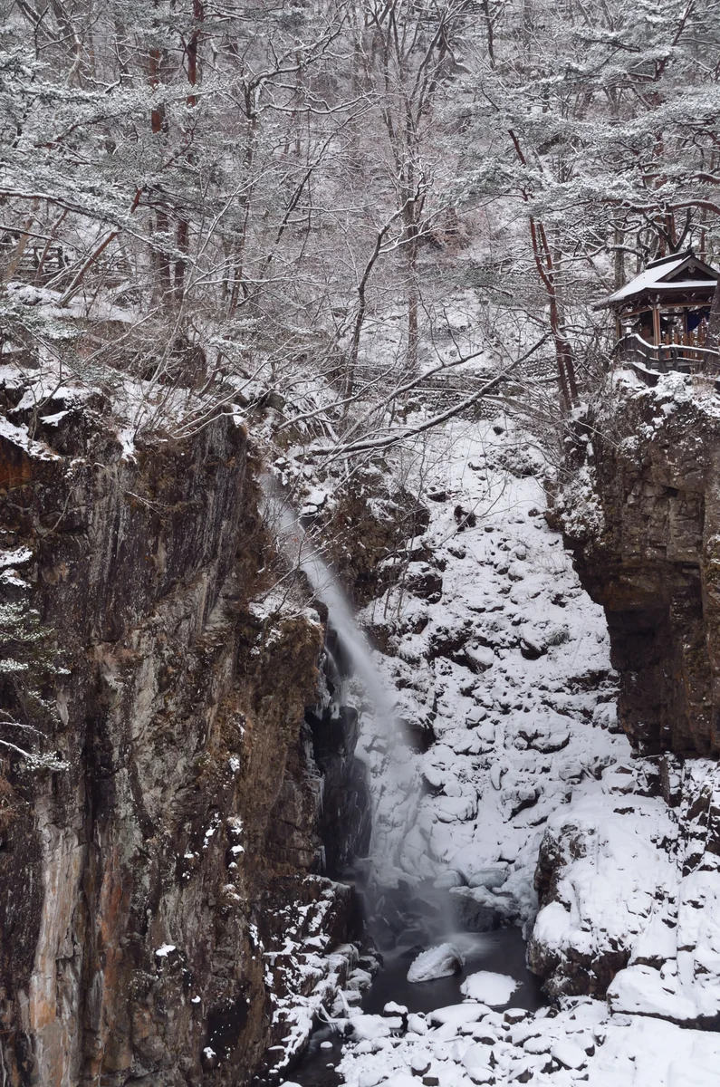 投稿写真：冬の龍王峡　虹見の滝
