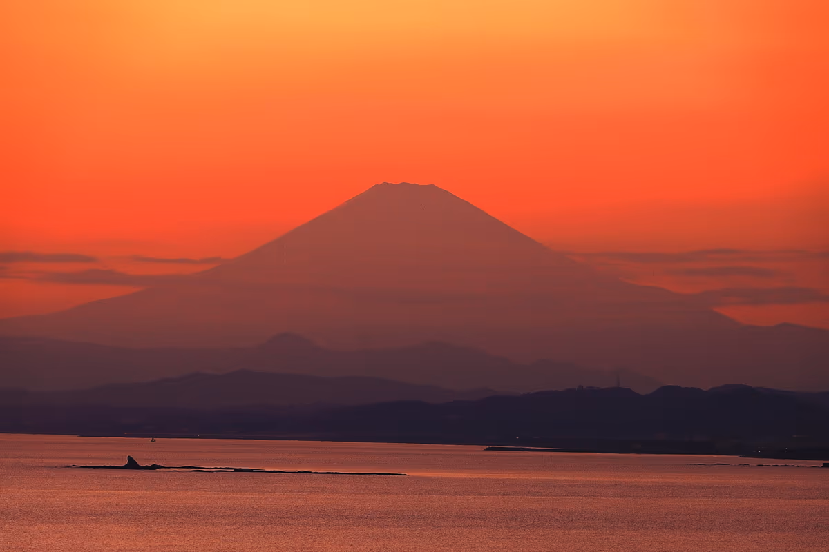 投稿写真：烏帽子岩夕暮れ