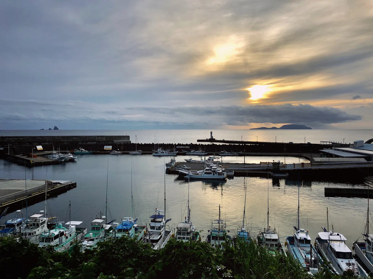 投稿写真：晴れと雨の終わりに