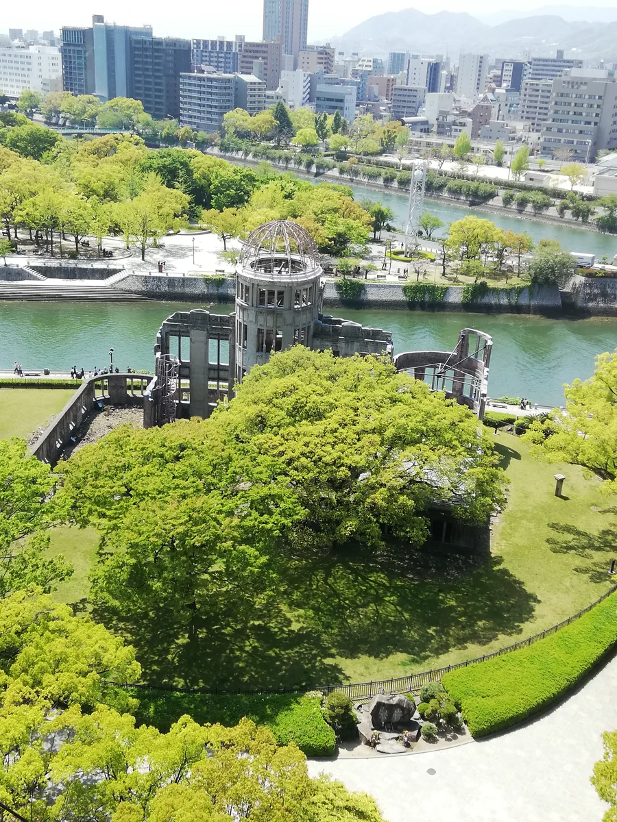 投稿写真：おりづるタワーからの原爆ドーム