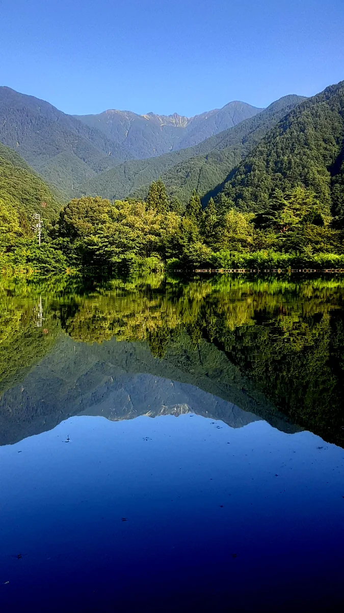 投稿写真：逆さ中央アルプス宝剣岳と駒が池　central  alps