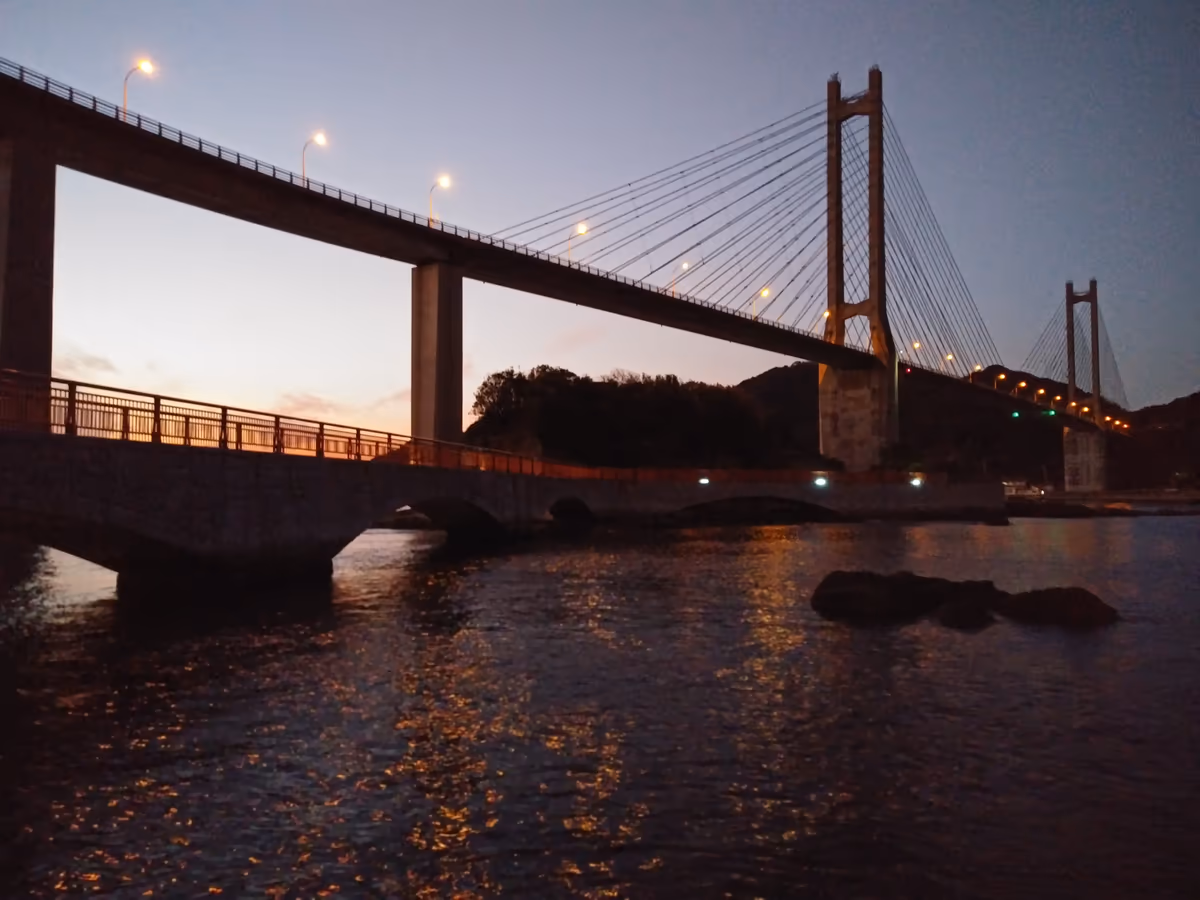 投稿写真：夕まずめの呼子大橋
