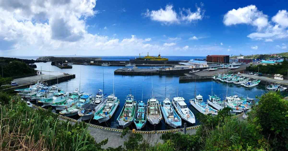投稿写真：台風１２号接近前の漁港