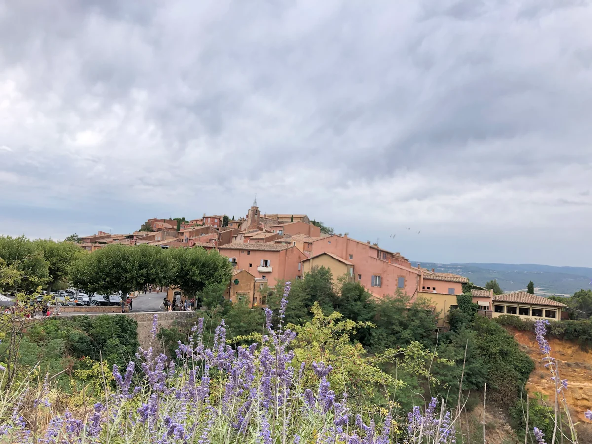 投稿写真：ラベンダーとルシヨン