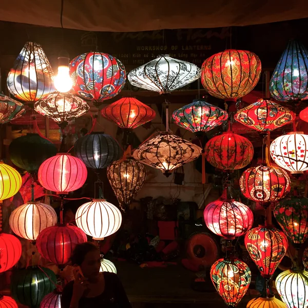 投稿：ホイアンのランタン街