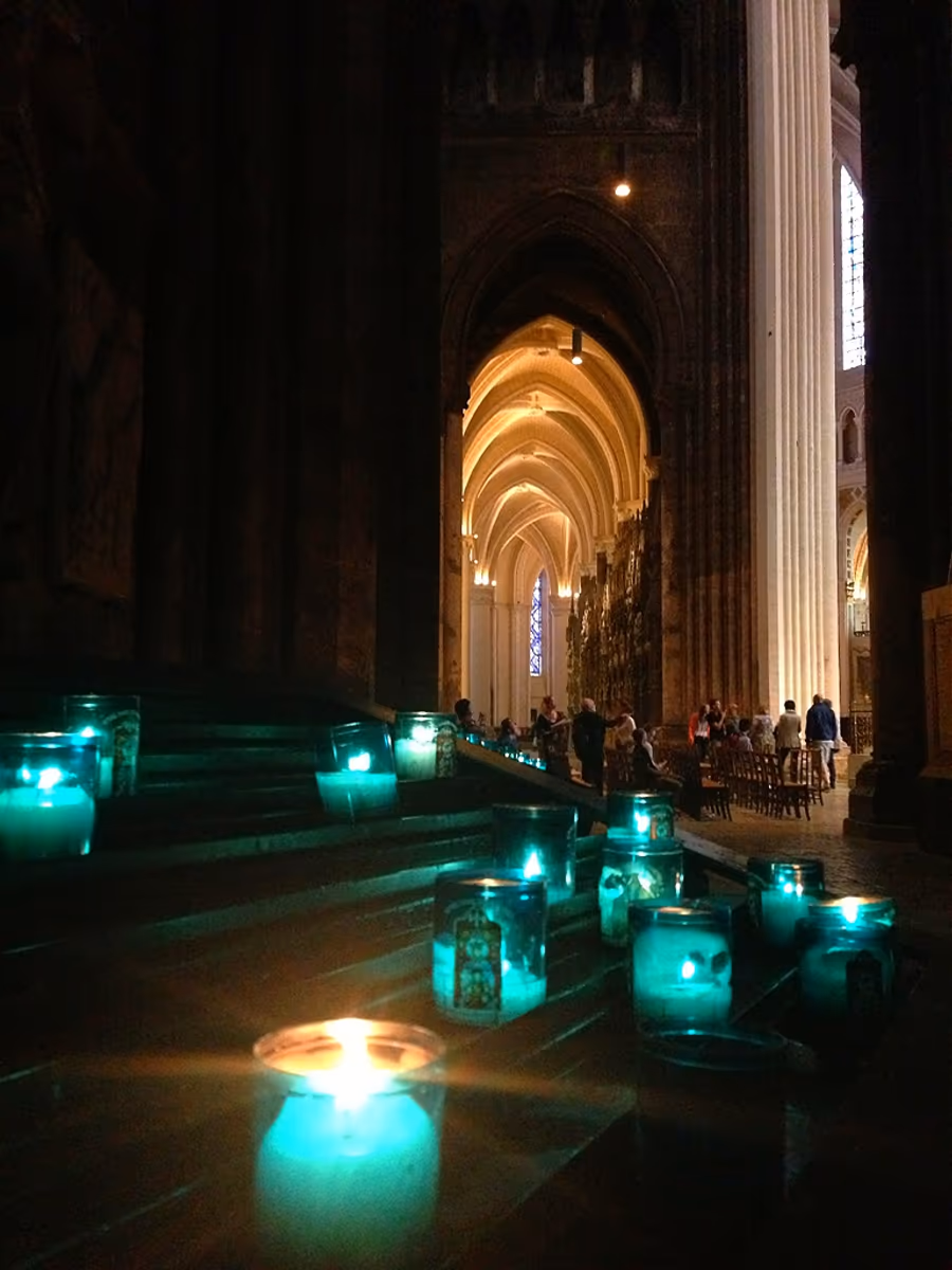 投稿写真：フランス・シャルトル大聖堂（世界遺産）