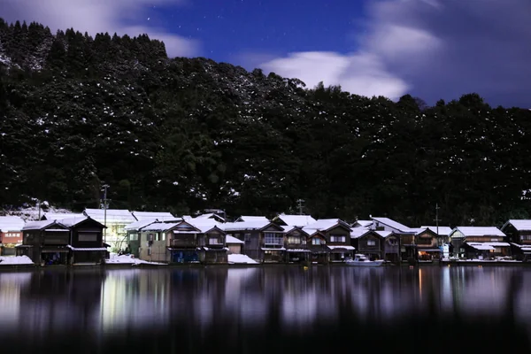 投稿：冬の舟屋