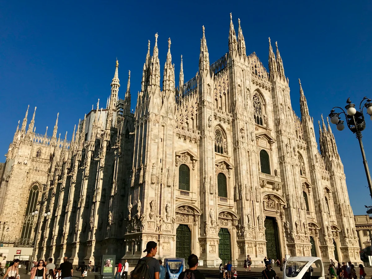 投稿写真：夕日に照らされるドゥオーモ