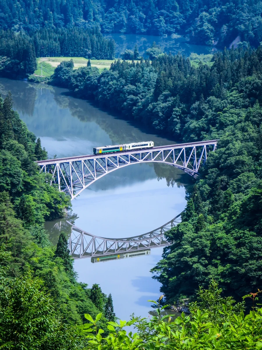 投稿写真：第一只見川橋梁を渡る只見線
