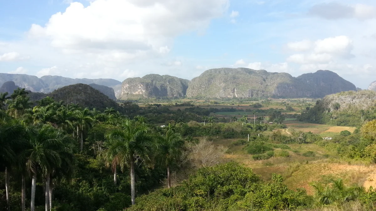 投稿写真：ビニャーレス渓谷