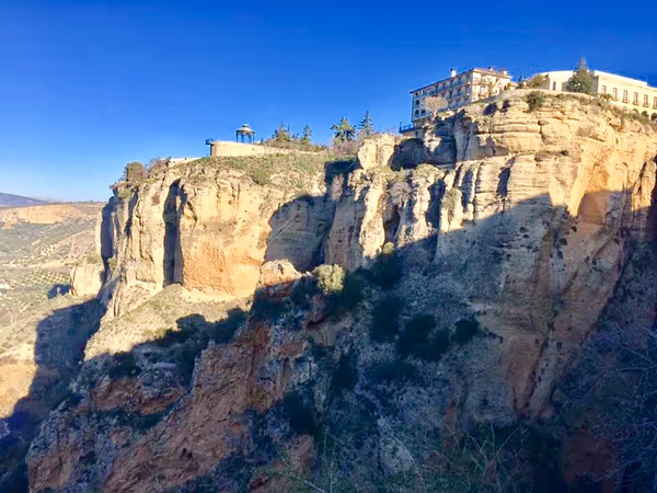 投稿：スペインの崖
