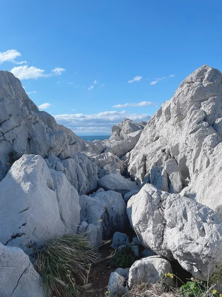 投稿：石灰岩の絶景