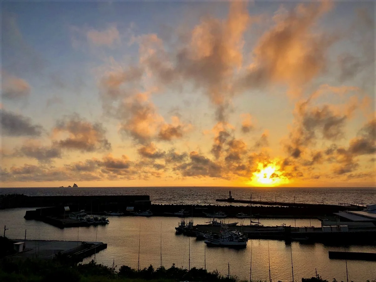 投稿写真：残照は１９時過ぎ