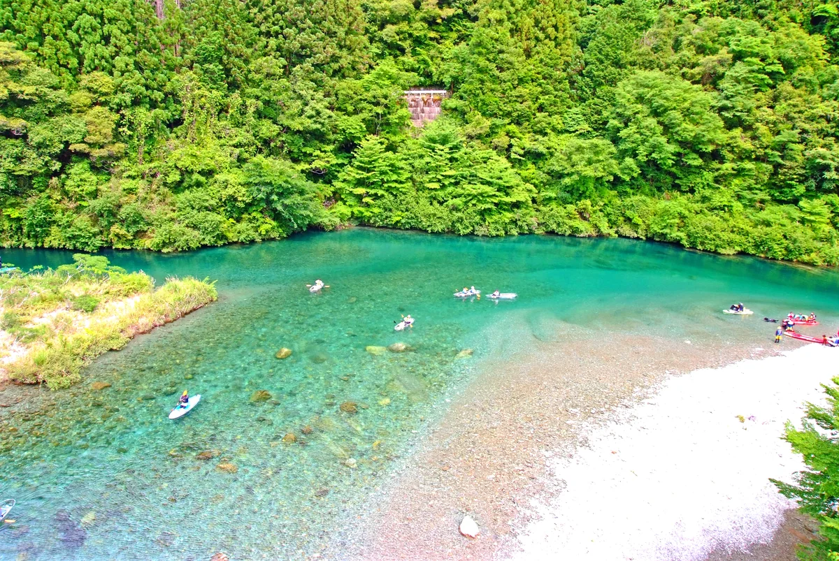 投稿写真：仁淀ブルーの流れに乗って