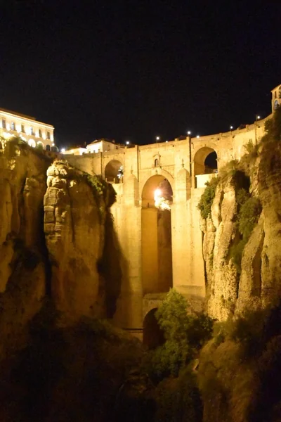 投稿：ヌエボ橋 ロンダ