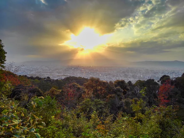 投稿：京都の秋の夕暮れ
