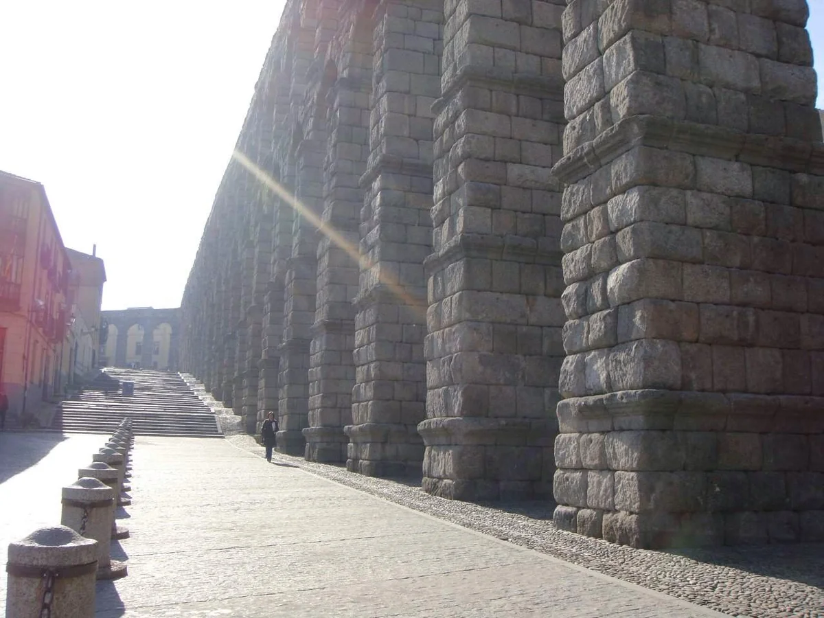 投稿写真：世界遺産 セゴビアのローマ水道橋