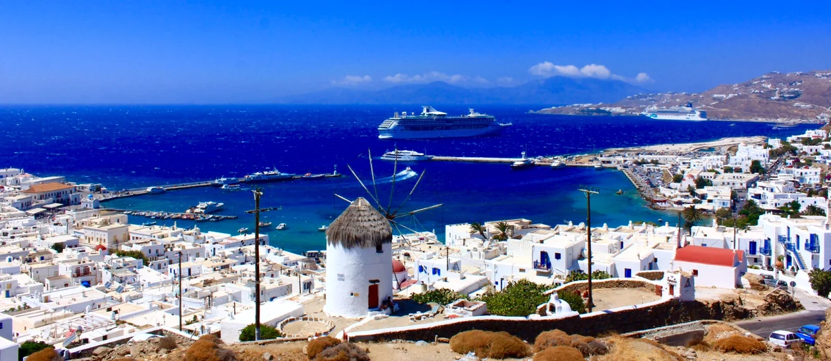 投稿写真：ミコノス島の夏 (全景)