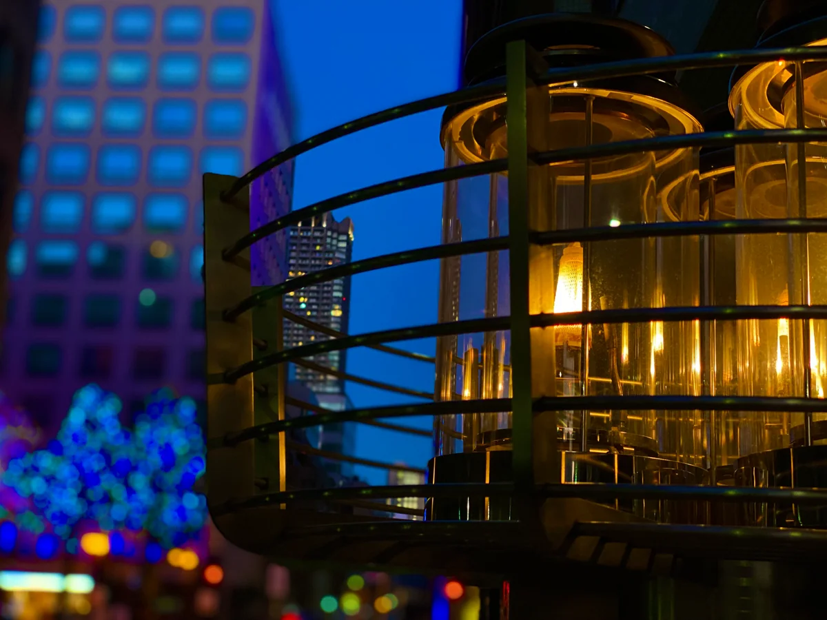 投稿写真：不滅のガス灯と御堂筋イルミネーション