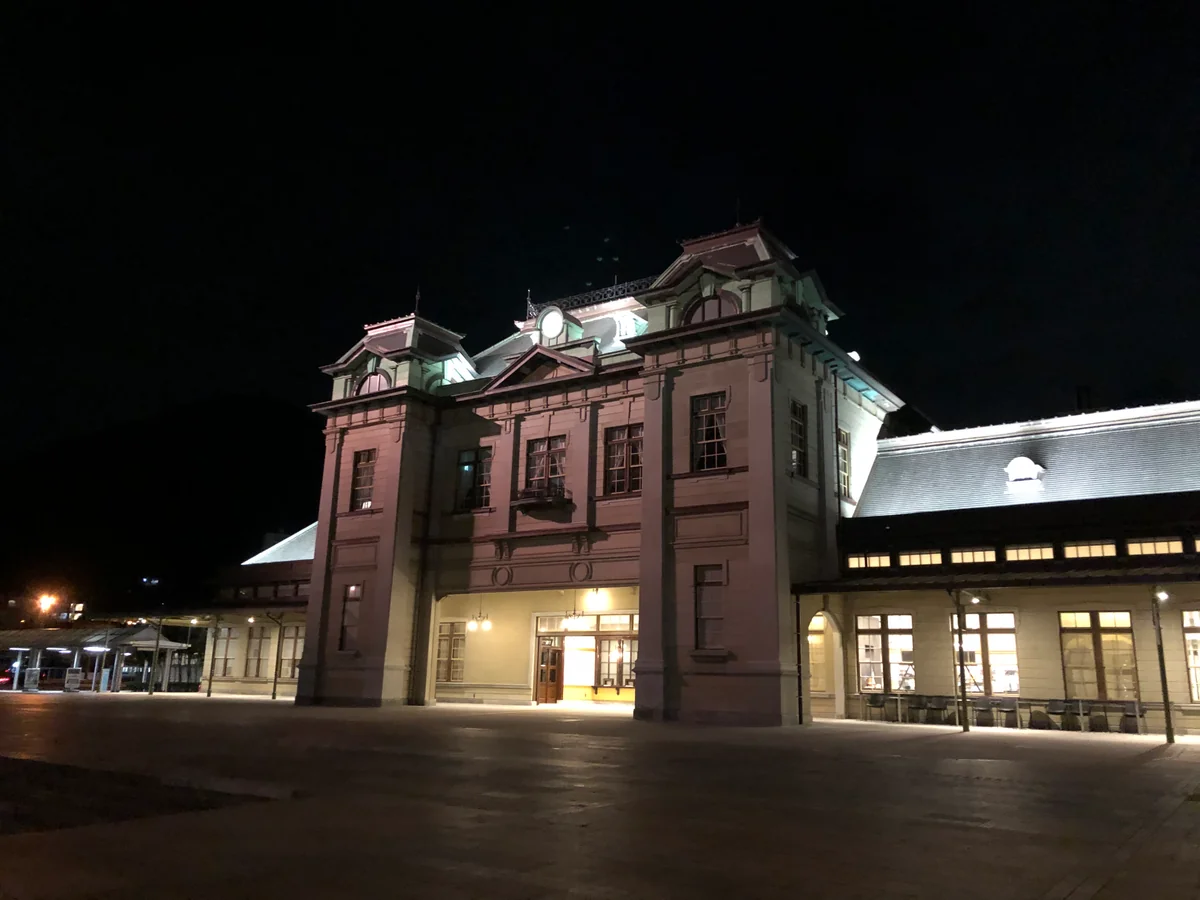 投稿写真：夜の門司港駅