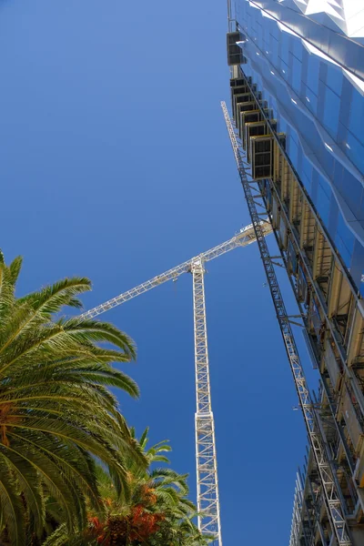 投稿：高層クレーン