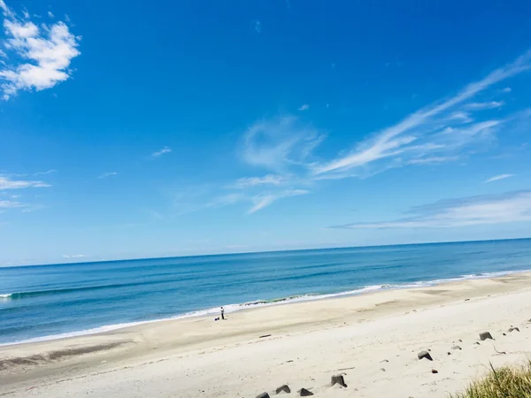 投稿：青と青と白