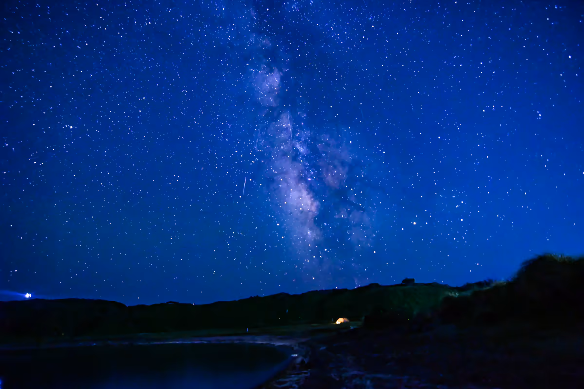 投稿写真：天の川と流星