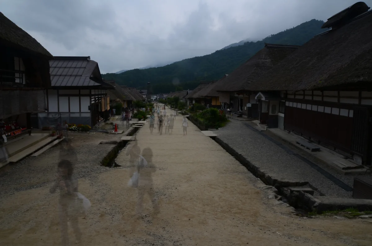 投稿写真：大内宿　人の往来