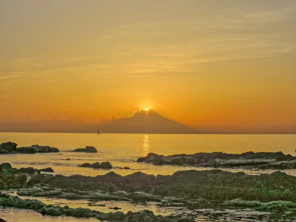 投稿：左寄りダイヤモンド富士