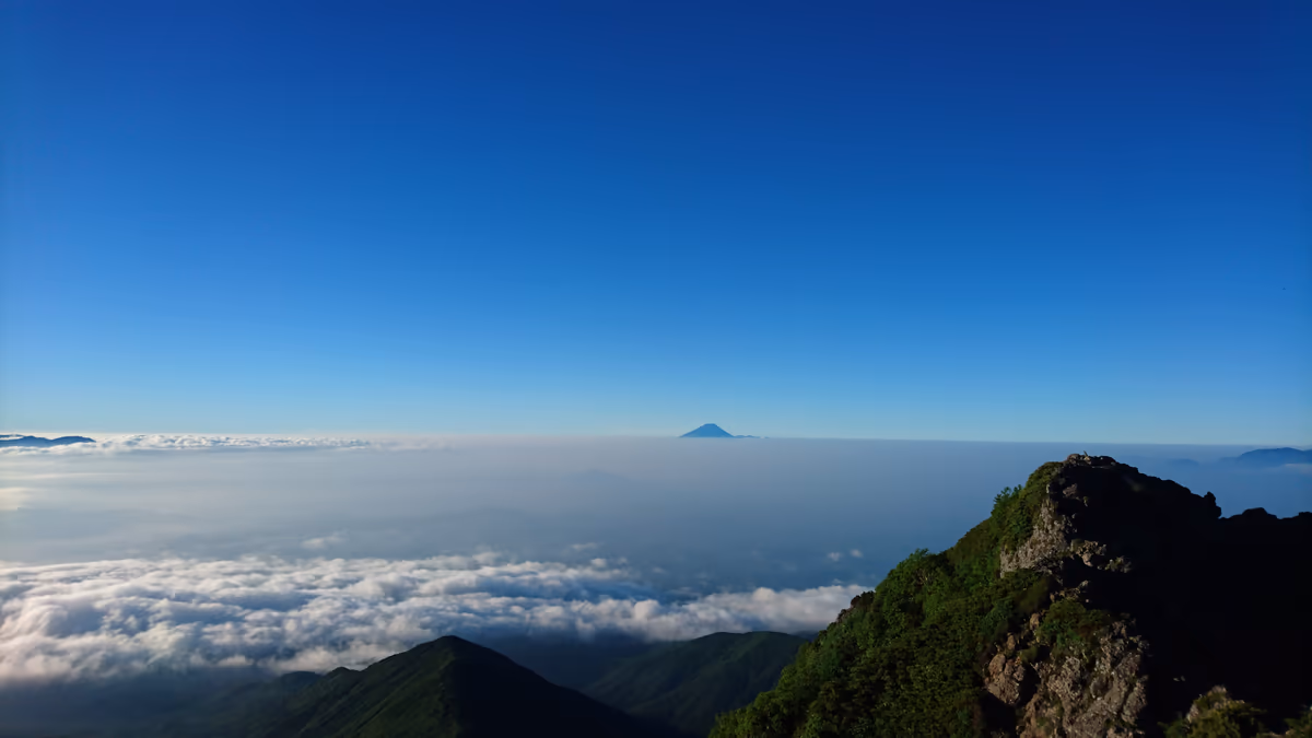 投稿写真：富士-赤岳より