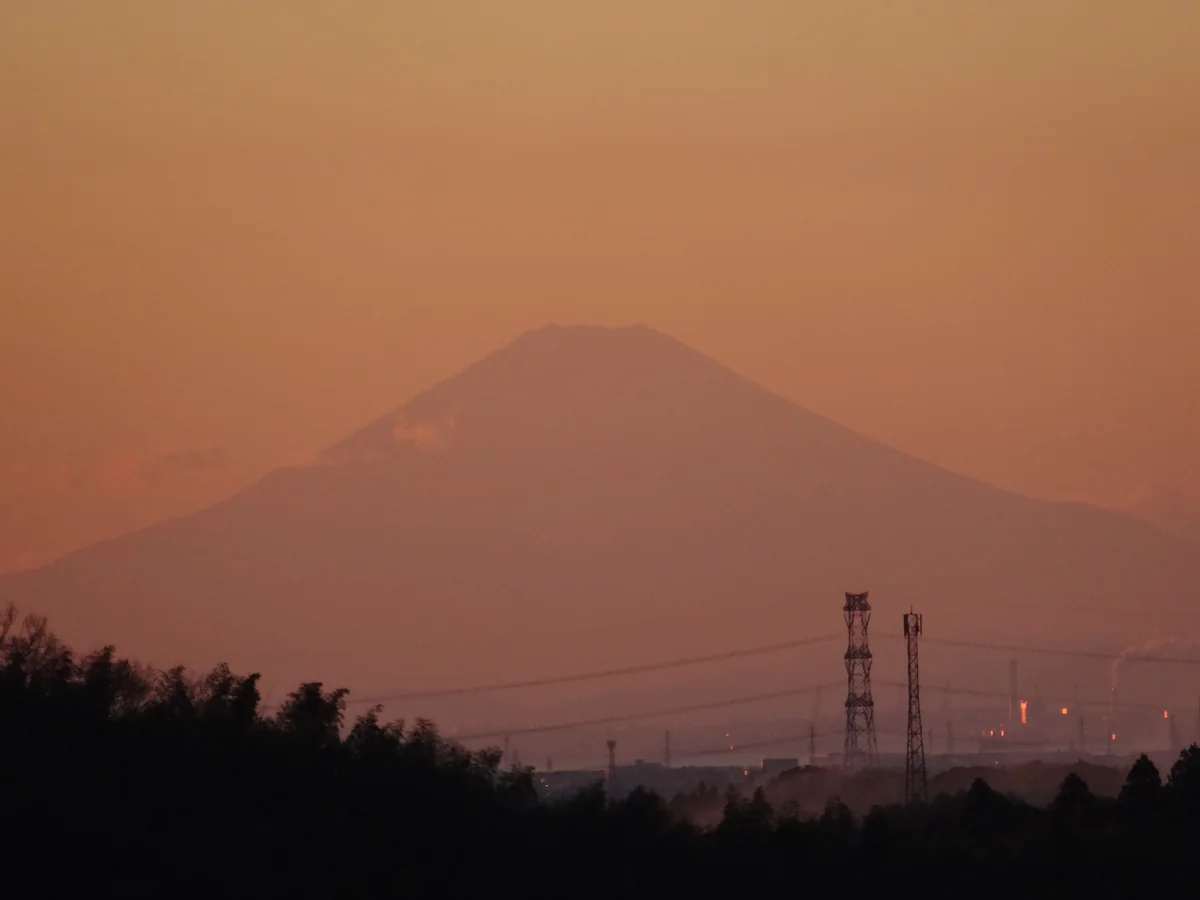 投稿写真：『夕暮れ時の富士山』／東京ドイツ村