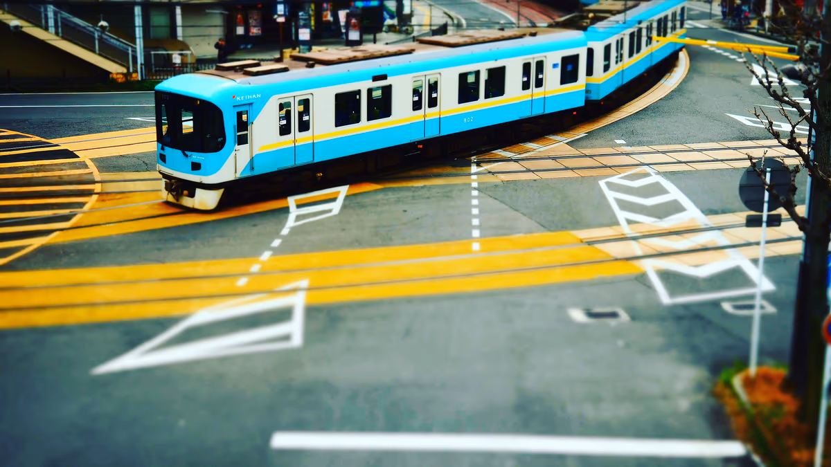 投稿写真：そこのけそこのけ列車が通る