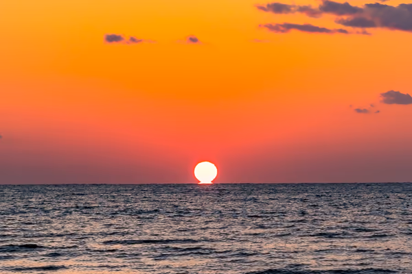 投稿：だるま夕日（佐渡島）