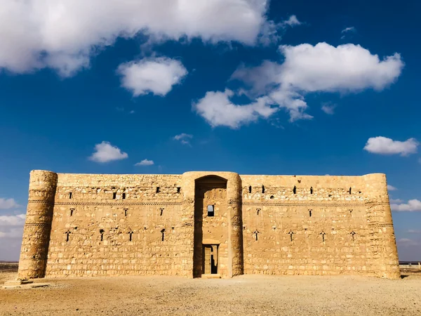 投稿：砂漠の城