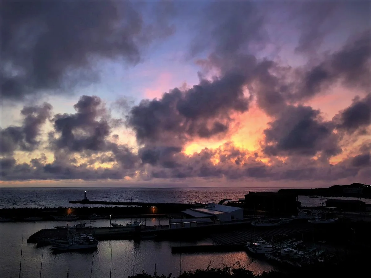 投稿写真：残照は１９時過ぎ