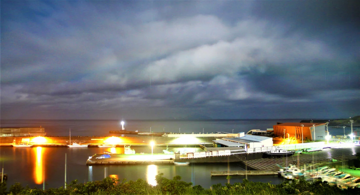 投稿写真：中秋の名月でうっすらとムーンボー