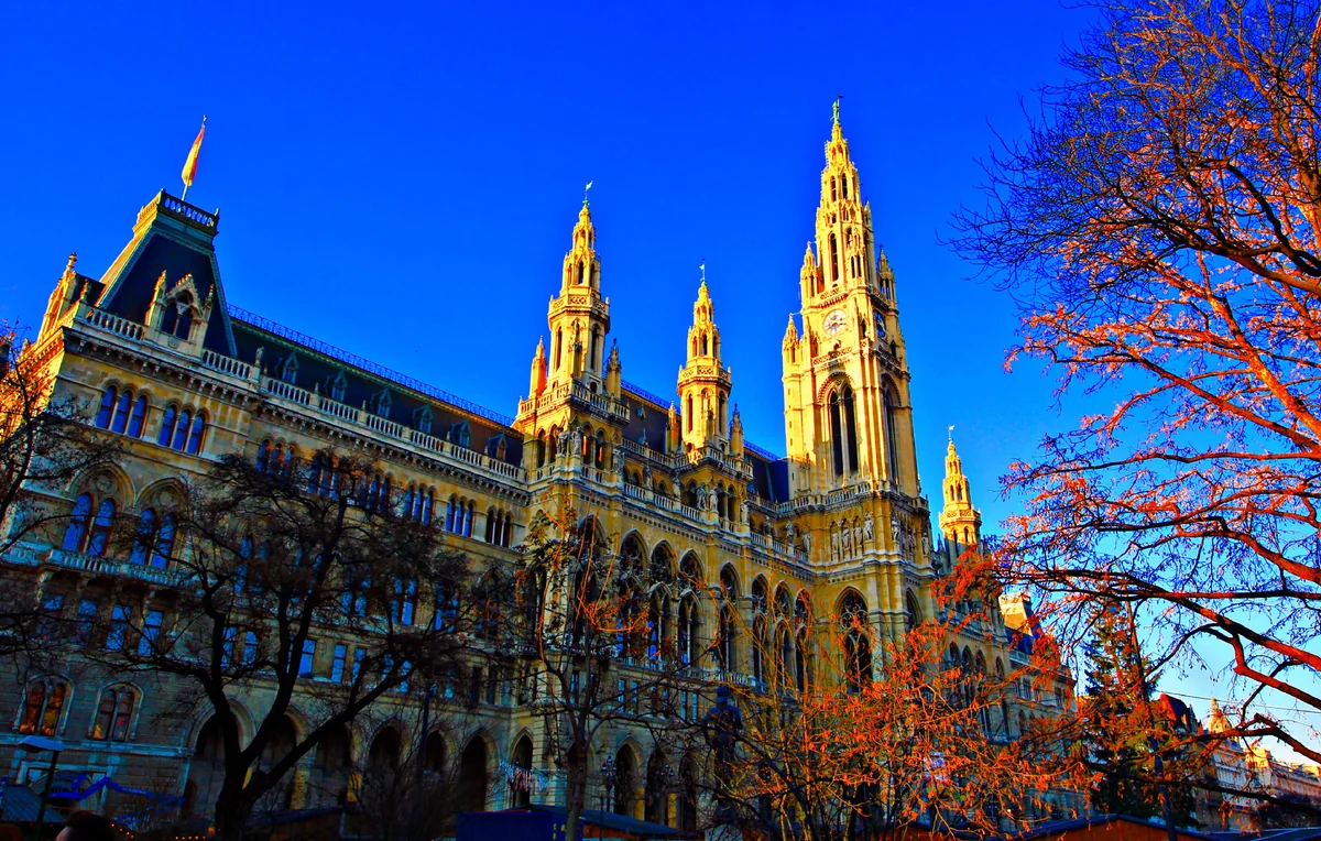 投稿写真：ウイーンの市庁舎美