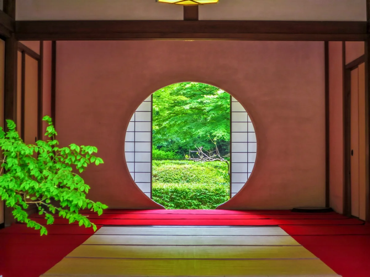 投稿写真：悟りの窓から望む新緑