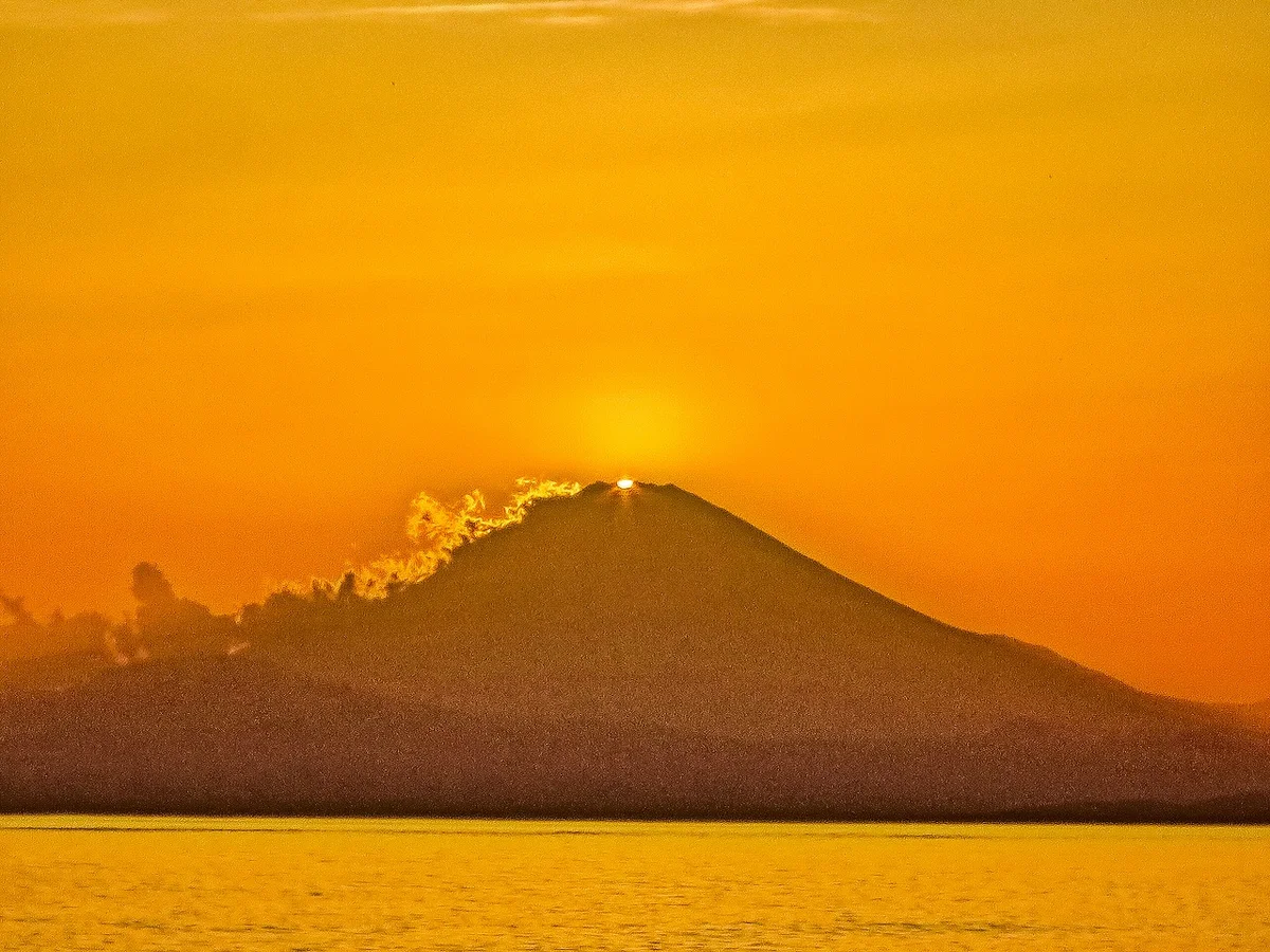 投稿写真：左寄りダイヤモンド富士最後の輝き