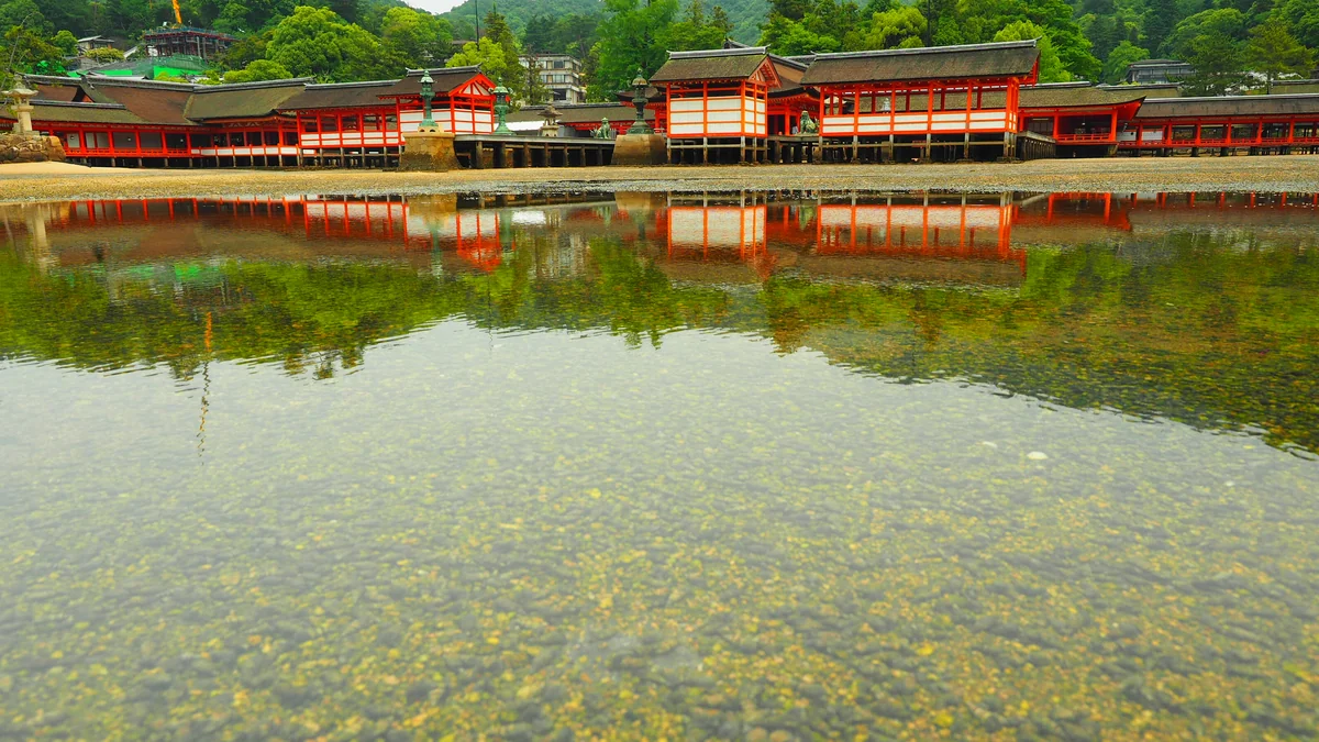 投稿写真：リフレクション　厳島神社