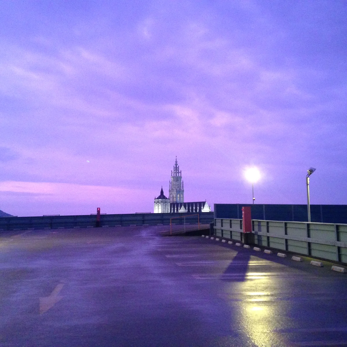 投稿写真：雨上がりの夕暮れ