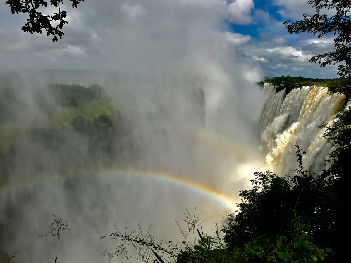 投稿写真：ビクトリアフォールズのダブルレインボー🌈